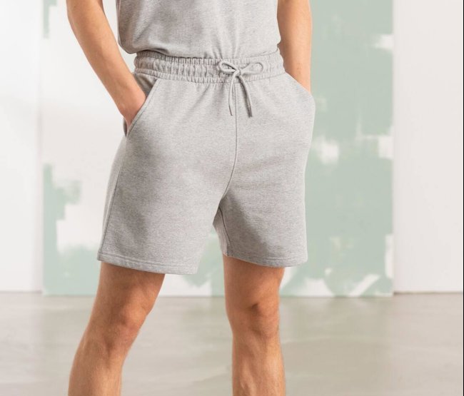 UNISEX SUSTAINABLE FASHION SWEAT SHORTS SKINNIFIT MEN SF432